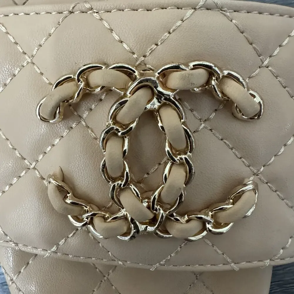 CHANEL step into